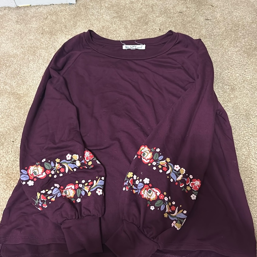 MAROON DRESSY FLOWER LONG SLEEVE